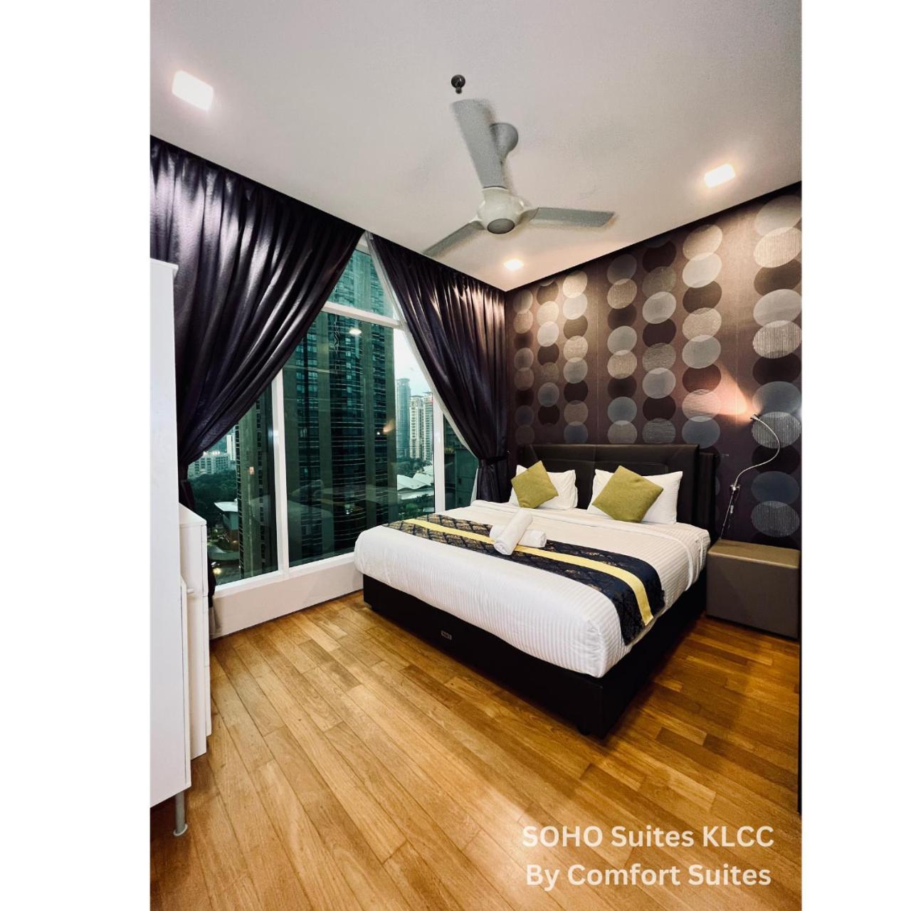Soho Suites Klcc By Comfort Suites Kuala Lumpur Esterno foto