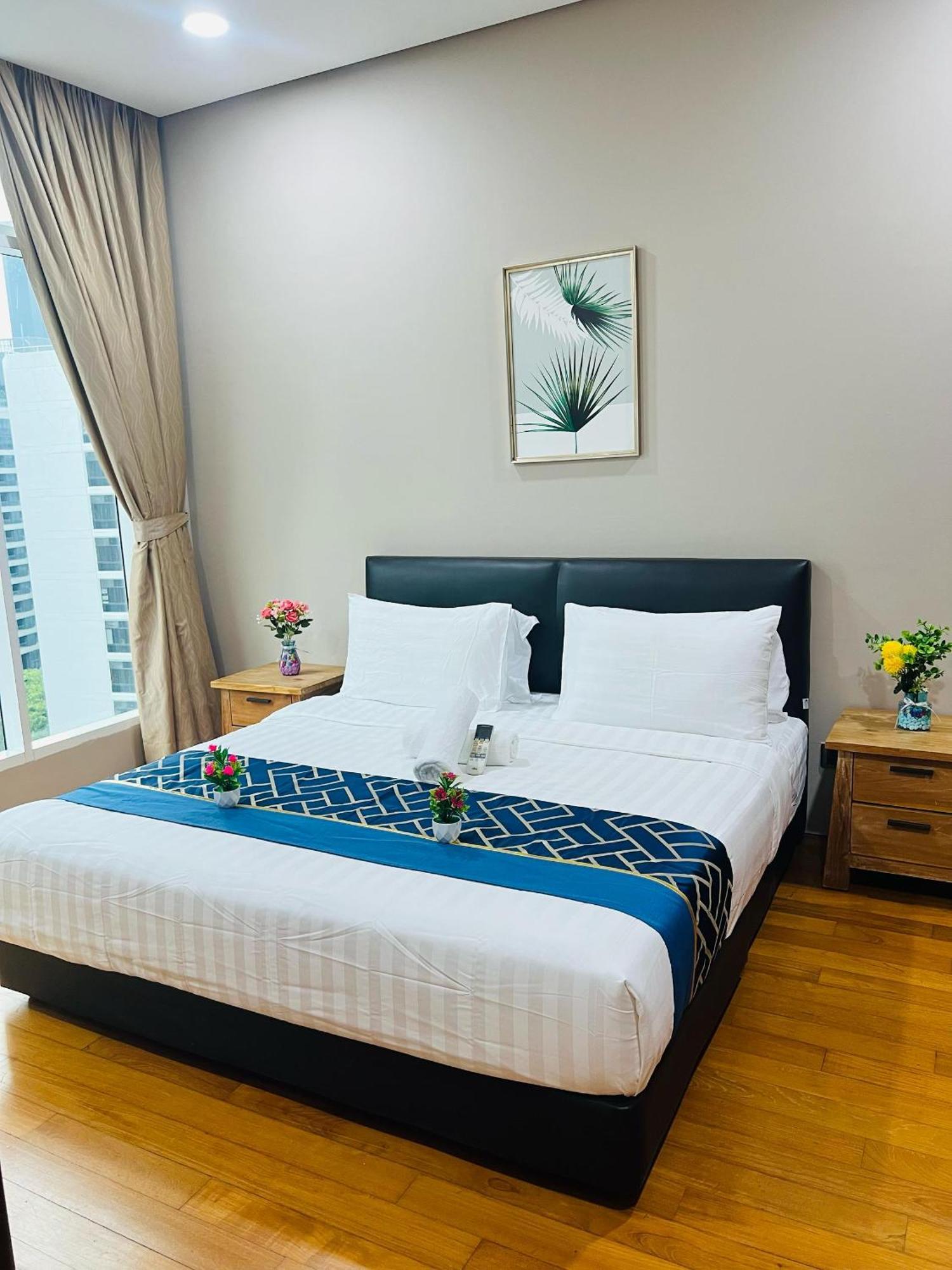 Soho Suites Klcc By Comfort Suites Kuala Lumpur Esterno foto