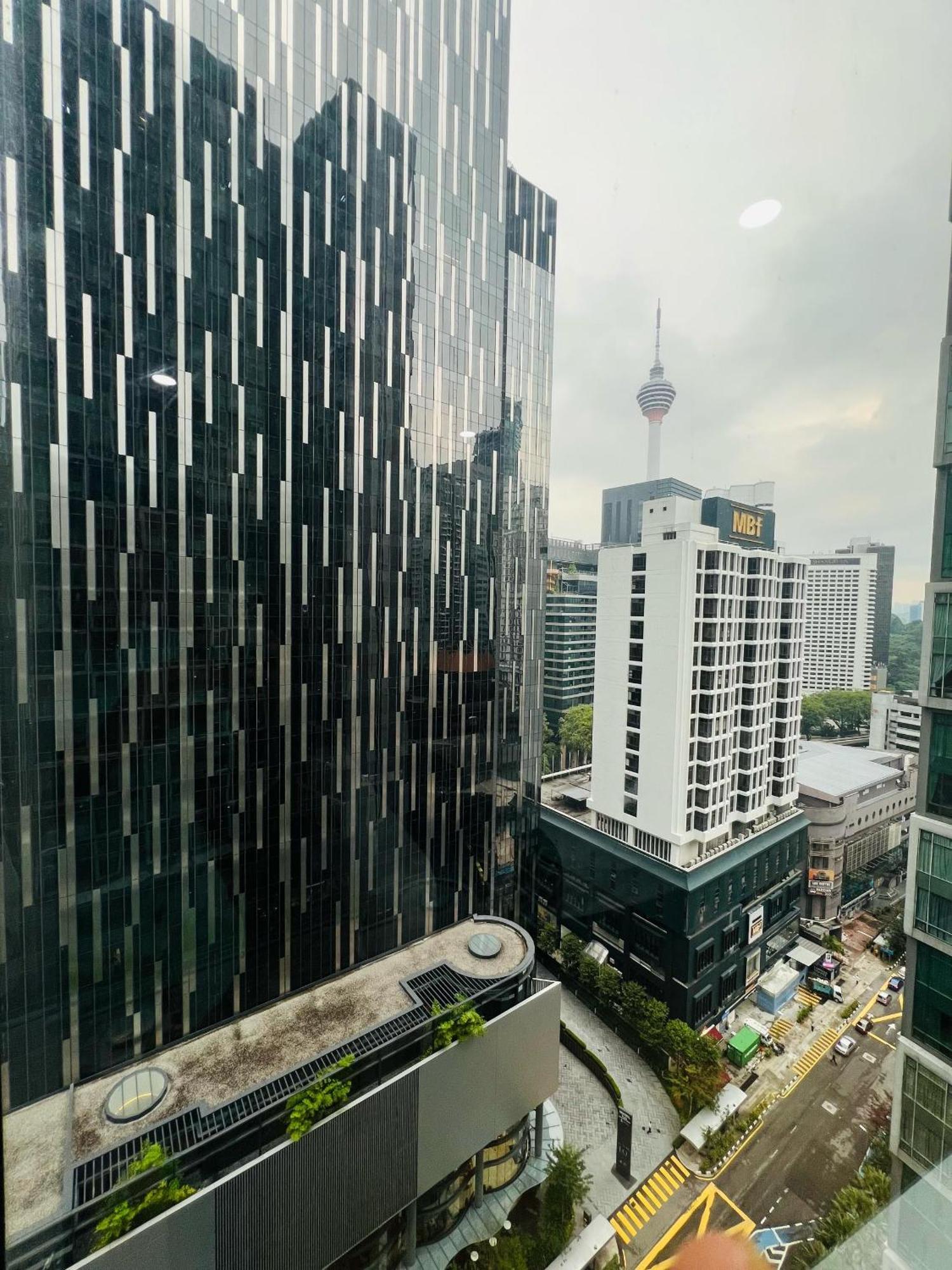 Soho Suites Klcc By Comfort Suites Kuala Lumpur Esterno foto